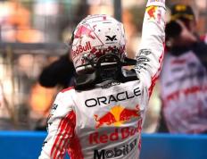 PG电子官网入口-包含迈凯伦绝杀索伯车队，拉塞尔扛起全队的词条