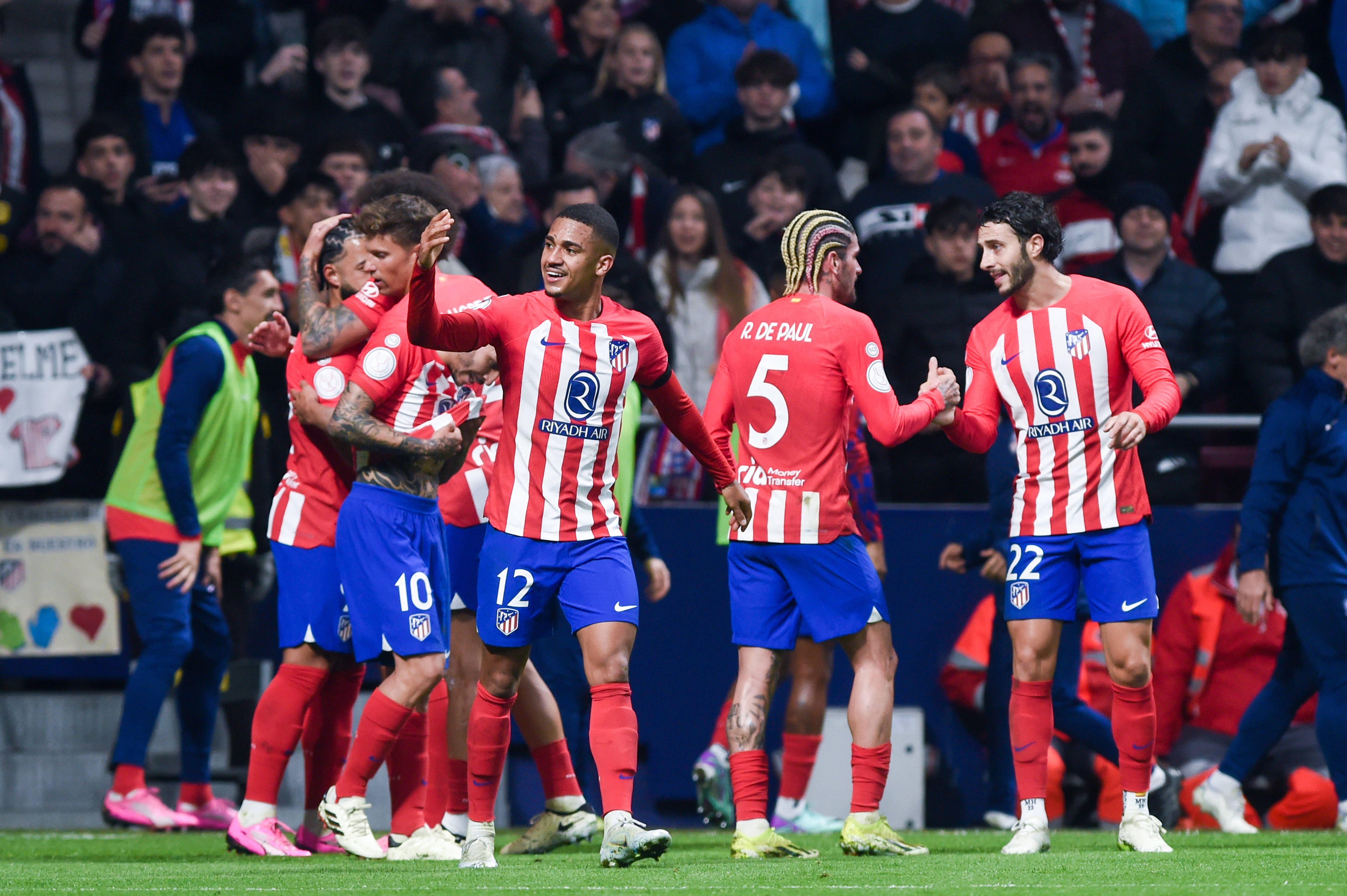 PG在线网站-塞维利亚客场爆冷，完胜对手